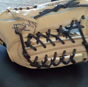 Brett glove 12.75 brand new left handed thrower